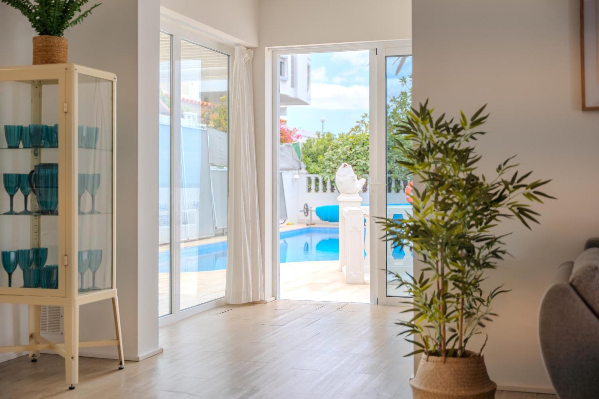 Villa Blanca Callao Salvaje Exterior photo